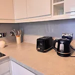 Chelsea Living Apartment